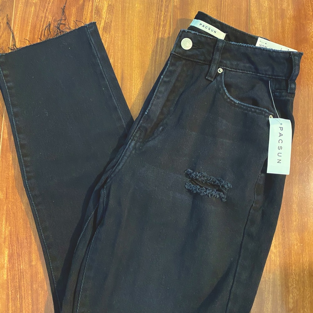 Pacsun Women’s Mom Jean